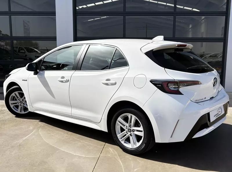 Toyota Corolla 1.8 125H Active E-CVT 122cv Hybrid 122 CV Automático